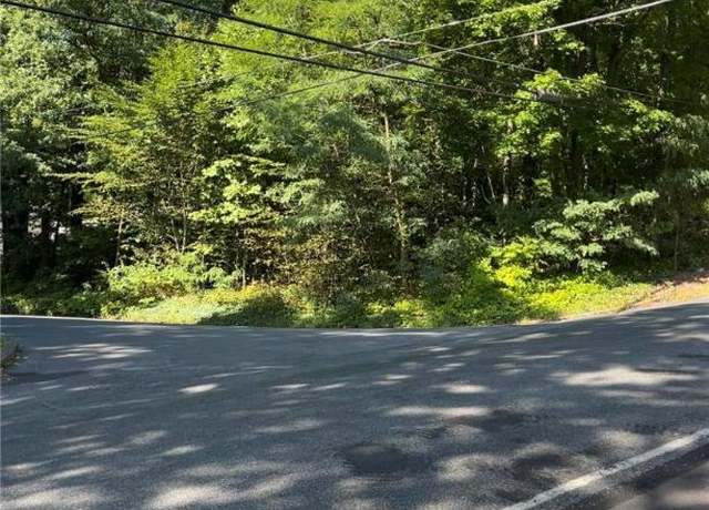 Property at Forest Dr, Nazareth Boro, PA 18064