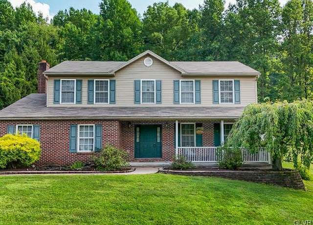 Property at 2484 Alpine Dr, Lower Saucon Twp, PA 18055, 4 beds, 2.5 baths