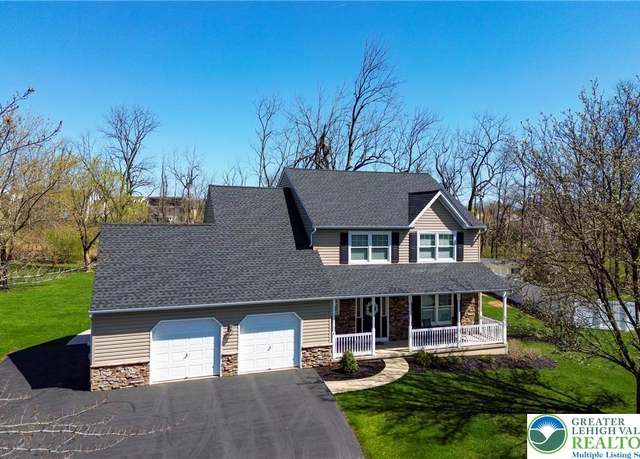 Property at 2053 Alice Dr, Lower Saucon Twp, PA 18015, 4 beds, 3.5 baths