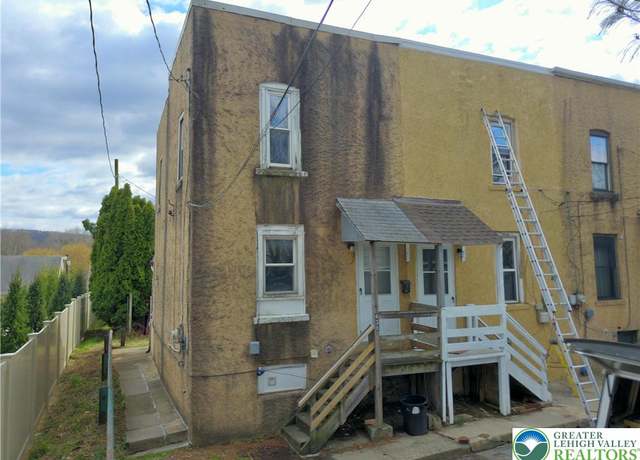 Property at 438 Milton St, Bethlehem City, PA 18018, 2 beds, 1 bath
