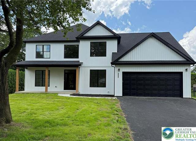 Property at 4119 Butternut Dr, Lehigh Twp, PA 18088, 4 beds, 3.5 baths