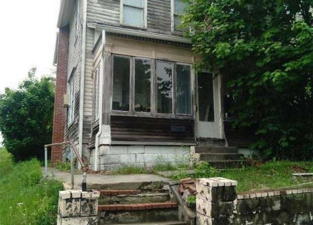 Property at 128 N 4th St, Bangor Borough, PA 18013, 3 beds, 2 baths