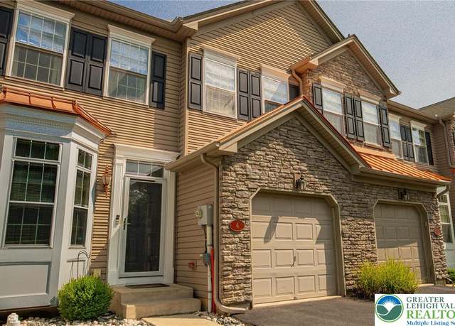 Property at 4 Hillside Ct N, Easton, PA 18045, 3 beds, 2.5 baths