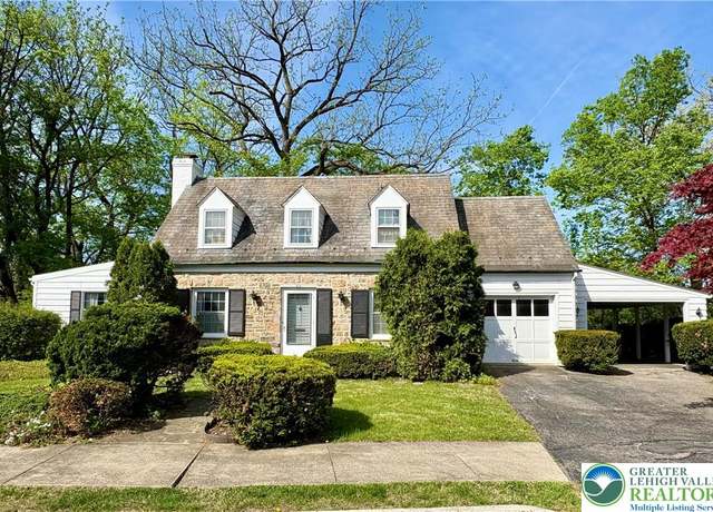 Property at 232 Parkview Ave, South Whitehall Twp, PA 18104, 3 beds, 1.5 baths