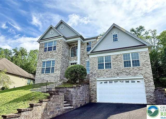 Property at 3171 Pine Valley Way, Middle Smithfield Twp, PA 18302, 4 beds, 3 baths