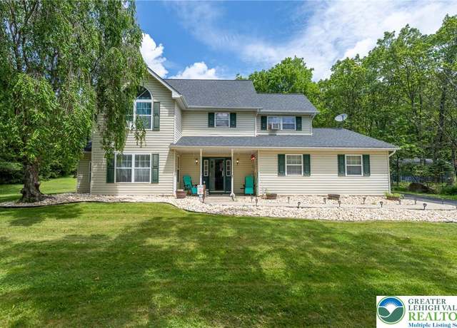 Property at 2175 Village Rd, Chestnuthill Twp, PA 18330, 4 beds, 2.5 baths