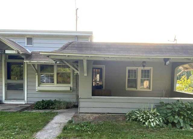 Property at 1027 Clamtown Rd, West Penn Twp, PA 18252, 4 beds, 2 baths