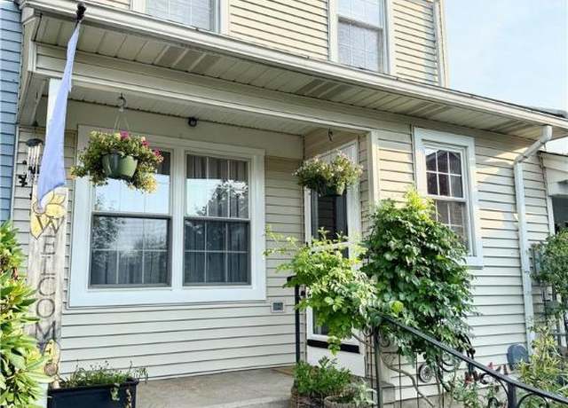 Property at 12 Concord Ct, Easton, PA 18040, 2 beds