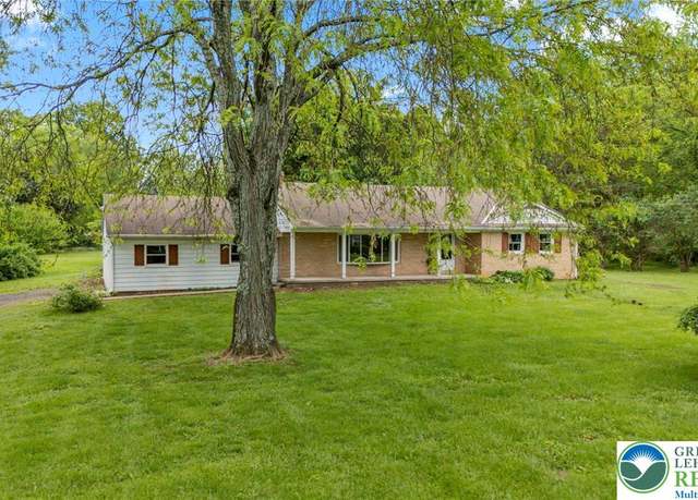 Property at 2375 Mill Hill Rd, Milford Twp, PA 18951, 3 beds, 1.5 baths