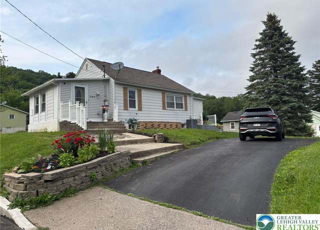 Property at 1127 Lehigh Ave, Salisbury Twp, PA 18103, 3 beds, 1 bath