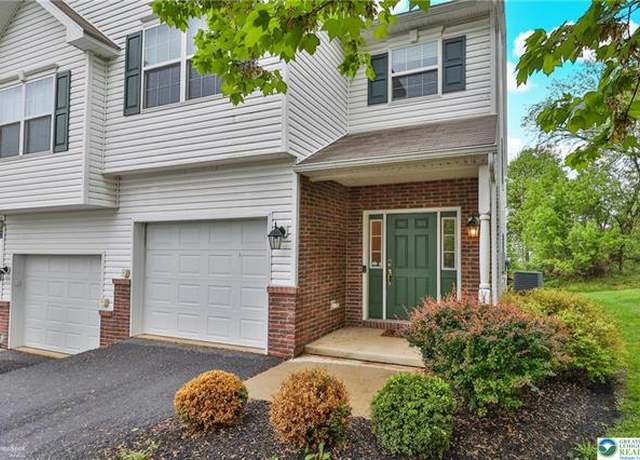 Property at 1540 Crest Park Ct, Bethlehem City, PA 18015-5098, 3 beds, 2.5 baths