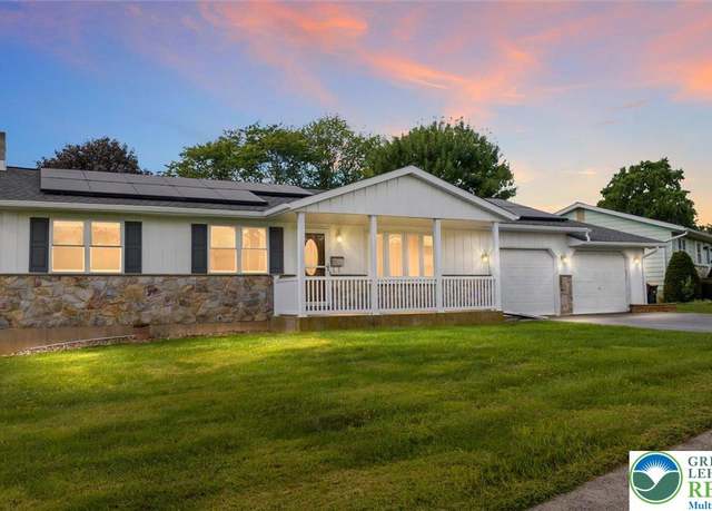 Property at 4418 Thebes Turn, Whitehall Twp, PA 18052, 3 beds, 2 baths