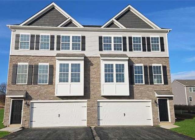 Property at 263 Winding Rd, Forks Twp, PA 18040, 3 beds, 2.5 baths