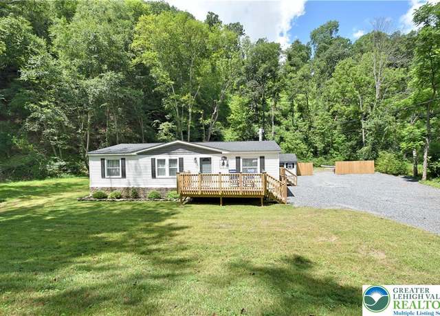 Property at 7800 Main St, Lower Mt Bethel Twp, PA 18343, 3 beds, 2 baths
