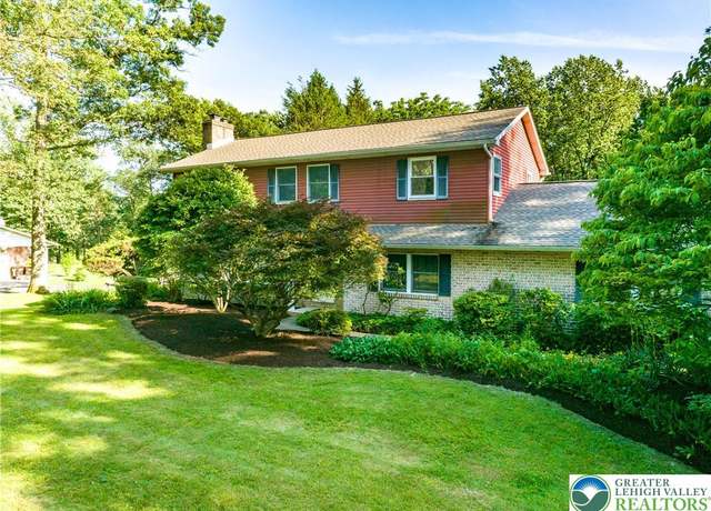 Property at 4015 Sycamore Dr, Lehigh Twp, PA 18067, 4 beds, 2.5 baths