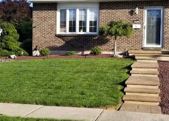 Property at 86 W 26th St, Northampton Boro, PA 18067, 3 beds, 2 baths