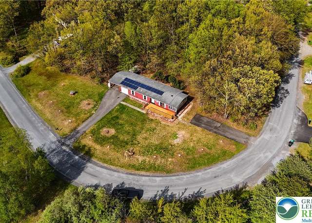 Property at 107 Thomas Jefferson Rd, East Penn Township, PA 18235, 3 beds, 2 baths