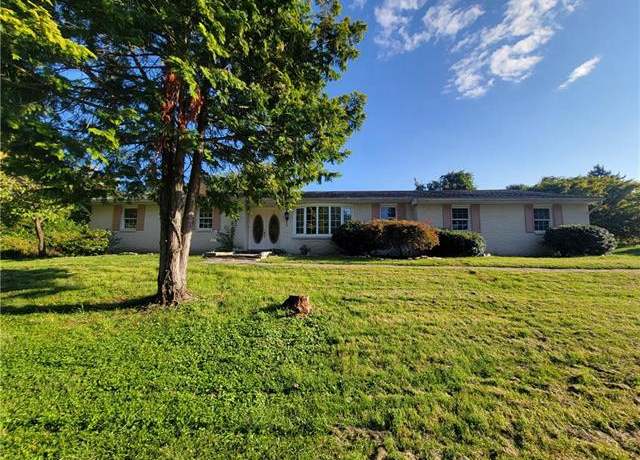 Property at 101 Ramblewood Dr, Forks Twp, PA 18040-8423, 3 beds, 1.5 baths