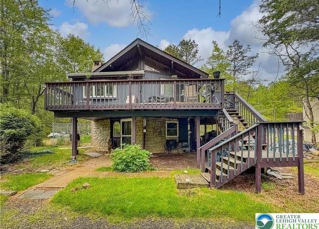 Property at 163 Granite Rd, Tobyhanna Twp, PA 18334, 3 beds, 1 bath