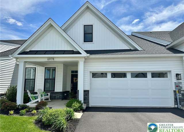 Property at 6978 Pine Ln, East Allen Twp, PA 18014, 2 beds, 2 baths