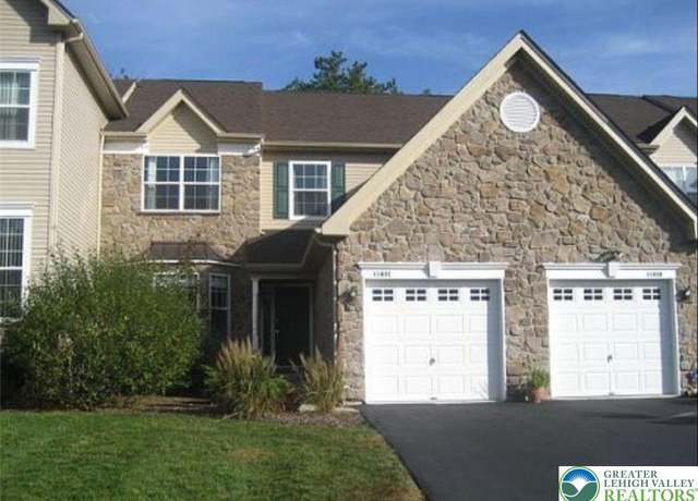Property at 1766 Big Ridge Dr, Middle Smithfield Twp, PA 18302, 3 beds, 2.5 baths