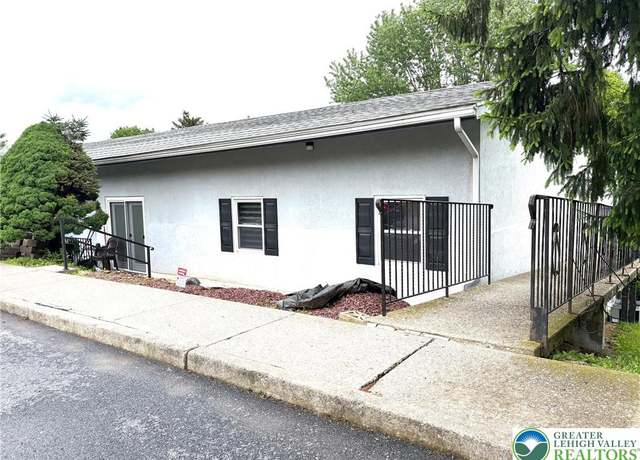 Property at 3300 Quarry St Unit B2, Whitehall Twp, PA 18052, 3 beds, 2 baths