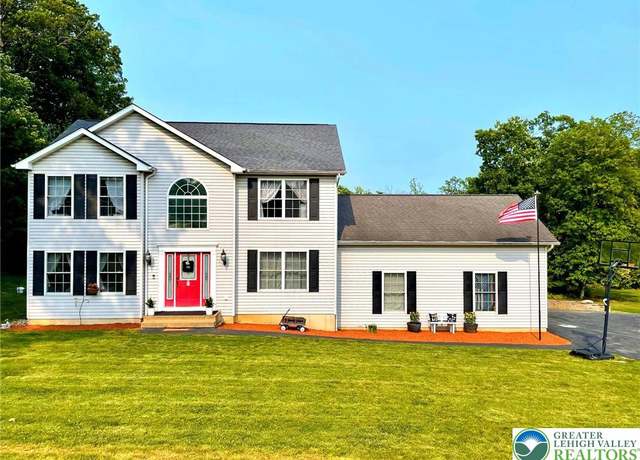 Property at 968 Renaldi Rd, Bushkill Twp, PA 18091, 4 beds, 2.5 baths