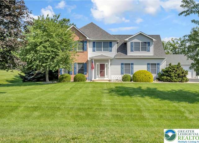 Property at 101 Blackstone Dr, Bushkill Twp, PA 18091, 4 beds, 3 baths