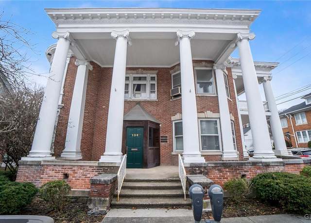 Property at 134 Broadway, Bangor Borough, PA 18013, 1 bath
