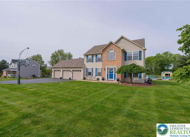 Property at 3624 Mcintosh Dr, North Whitehall Twp, PA 18069, 5 beds, 4 baths