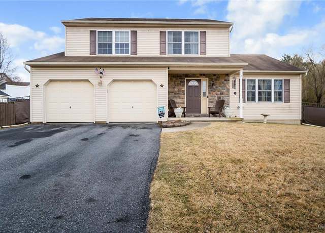 Property at 114 Sycamore Ct, Northampton Borough, PA 18067, 3 beds, 2.5 baths