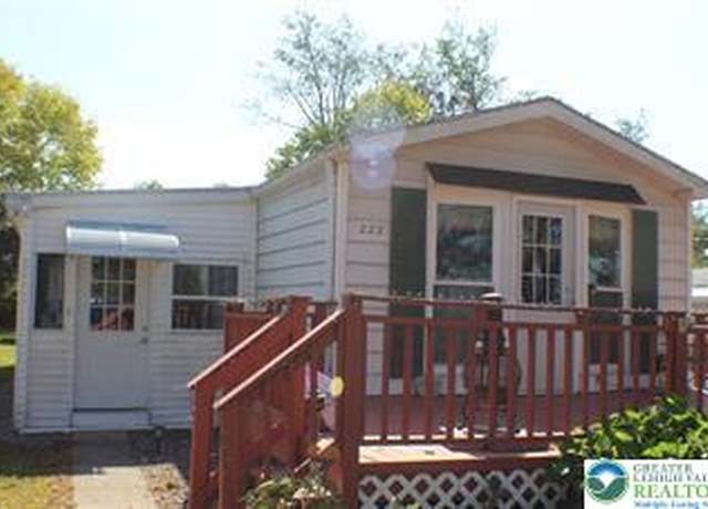 Property at 222 Independence Way, Upper Mt Bethel Twp, PA 18343, 3 beds, 1 bath