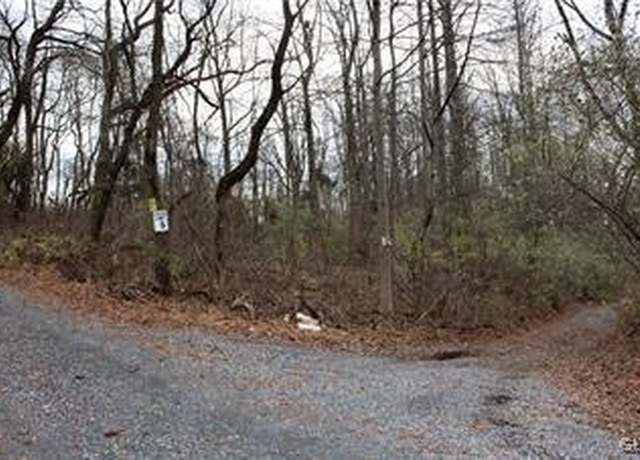 Property at 5869 Applebutter Hill Rd, Upper Saucon Twp, PA 18036