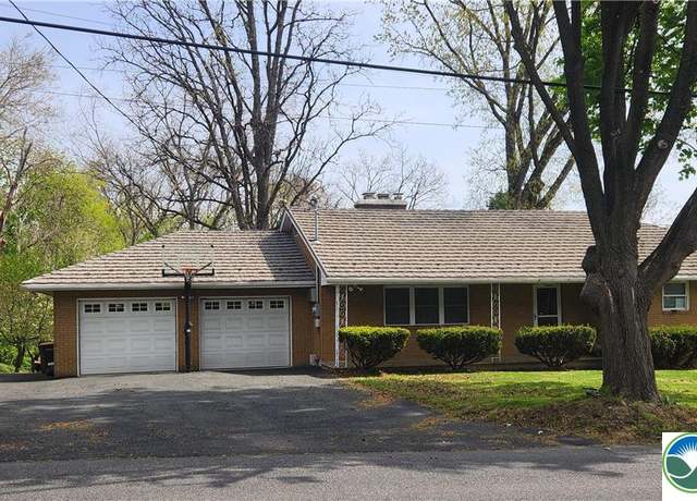 Property at 265 Mickley Rd, Whitehall Twp, PA 18052, 4 beds, 3 baths