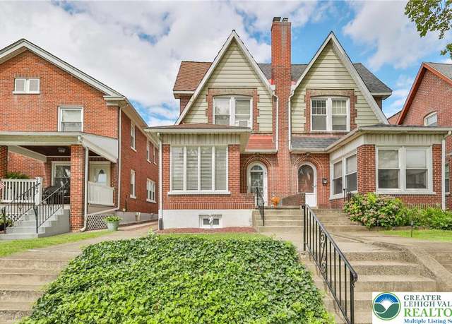 Property at 2247 Fairview Ave, Wilson Boro, PA 18042, 3 beds, 1 bath