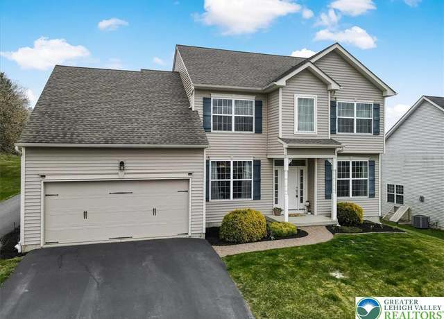 Property at 603 S 4th St, Bangor Borough, PA 18013, 4 beds, 3.5 baths