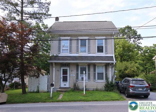 Property at 1533 E Emmaus, Salisbury Twp, PA 18103, 4 beds, 1.5 baths