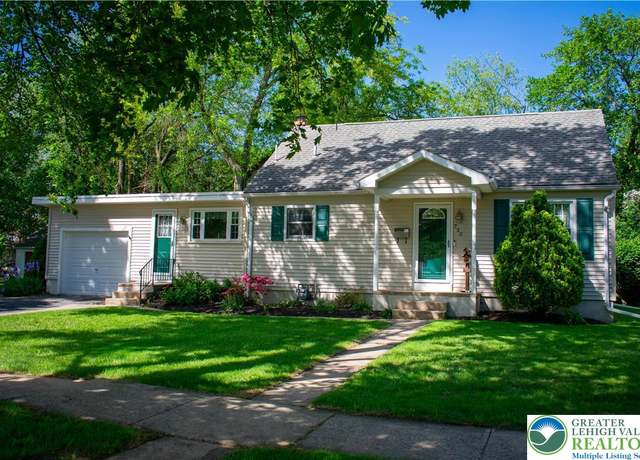 Property at 730 N Main St, Allentown City, PA 18104, 4 beds, 1 bath