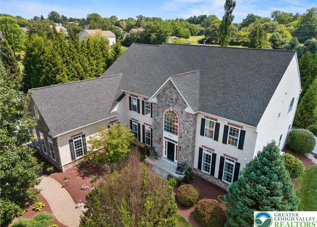 Property at 4271 Eisenhower Dr, Lower Nazareth Twp, PA 18020, 5 beds, 6 baths