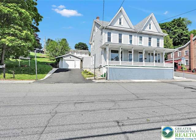 Property at 308 Washington St, Tamaqua Boro, PA 18252, 4 beds, 2.5 baths