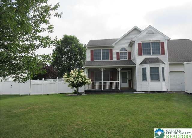 Property at 172 Wyndham Dr, Upper Macungie Twp, PA 18104, 5 beds, 2.5 baths