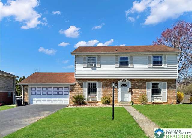 Property at 1124 N 38th St, South Whitehall Twp, PA 18104, 4 beds, 2.5 baths
