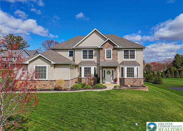 Property at 5117 E Texas Rd, Lower Macungie Twp, PA 18106, 4 beds, 3 baths