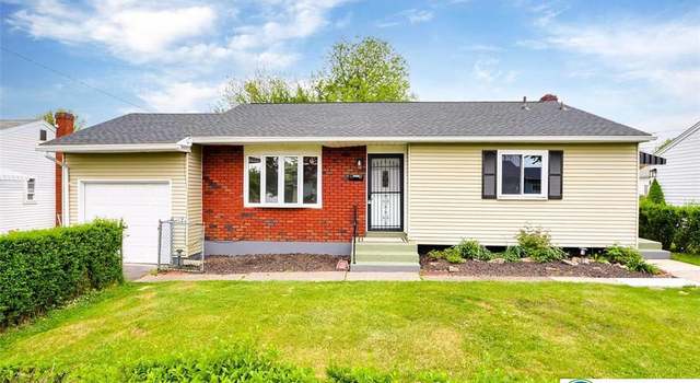 Photo of 1903 Stonington Rd, Bethlehem City, PA 18018