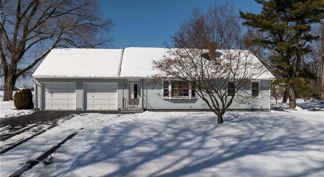 Photo of 415 Moorestown Dr, Moore Twp, PA 18014-9712