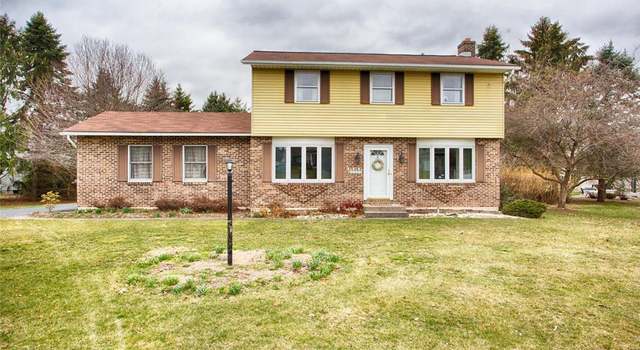 Photo of 4486 Graystone Dr, Lower Nazareth Twp, PA 18064