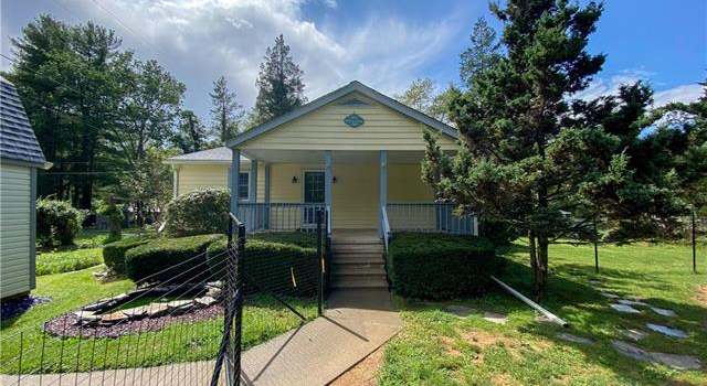 Photo of 962 Seneca St, Moore Twp, PA 18014-9507