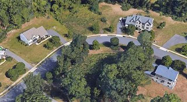 Photo of 1111 Pleasant Dr, Plainfield Twp, PA 18072-1370