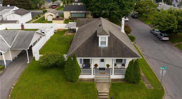 Photo of 4046 Nicholas St, Palmer Twp, PA 18045-5008