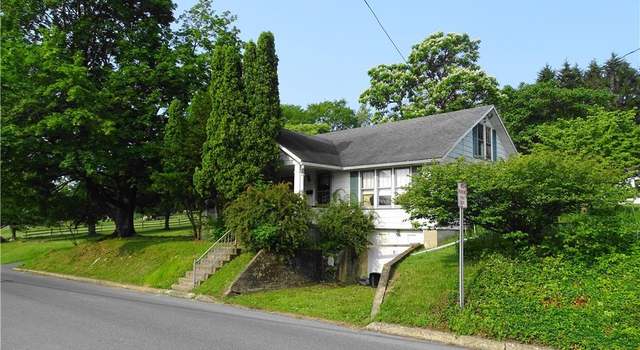 Photo of 614 S 6th St, Bangor Boro, PA 18013